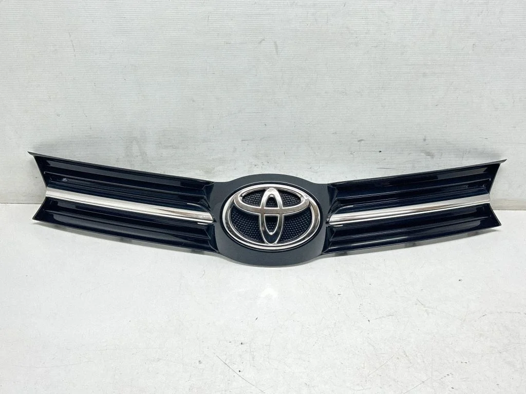 Front bumper upper radiator grill 9811847177