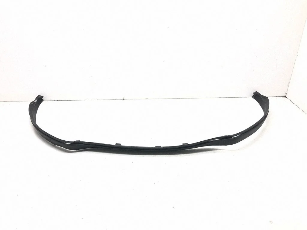 Front bumper lip 960157533