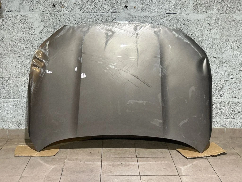 Engine bonnet/hood