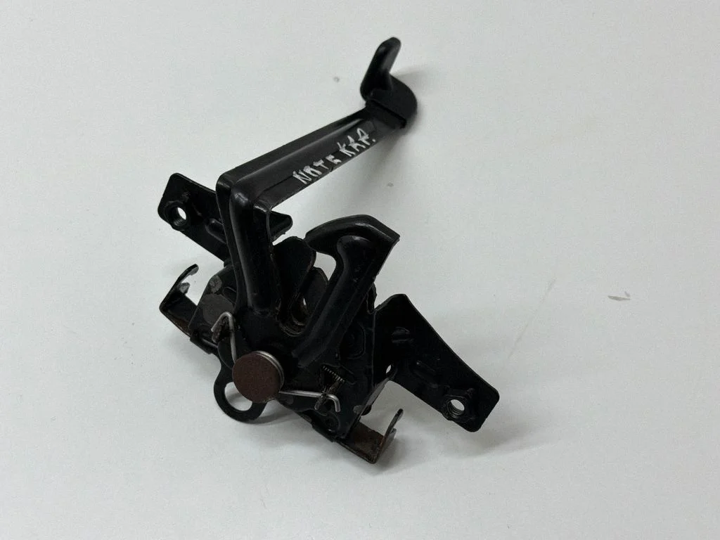Mootorikapoti lukk – Nissan Note (E12) (2014-2016)