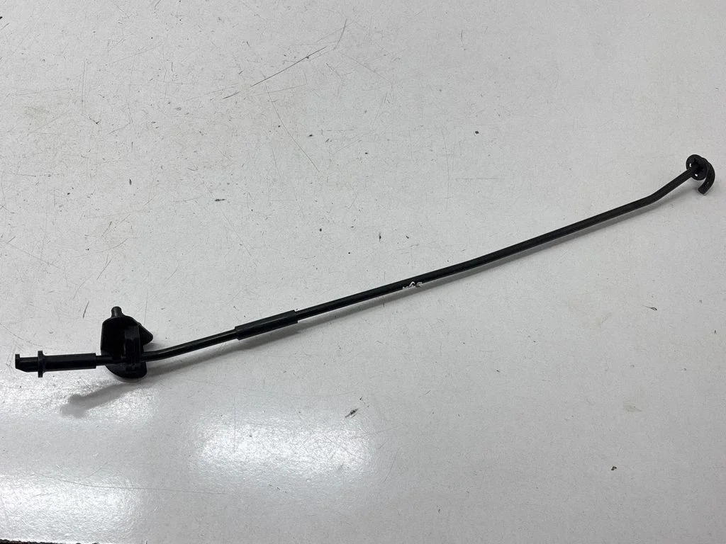 Engine bonnet/hood prop rod/strut – front