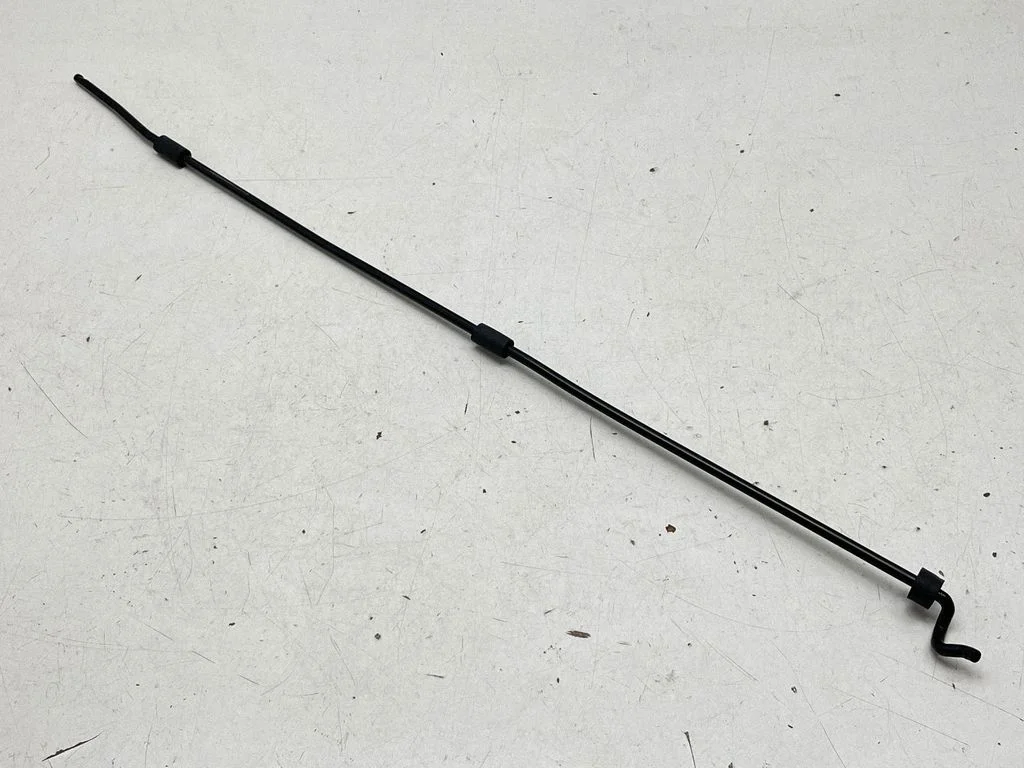 Engine bonnet/hood prop rod/strut – front