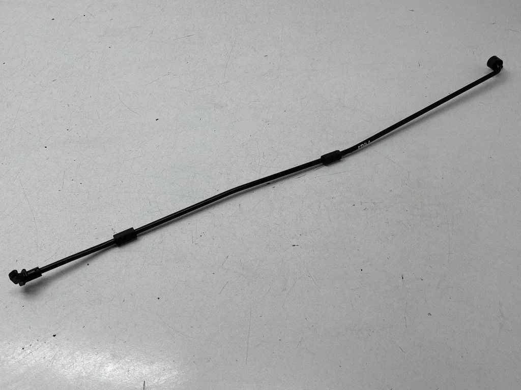 Engine bonnet/hood prop rod/strut