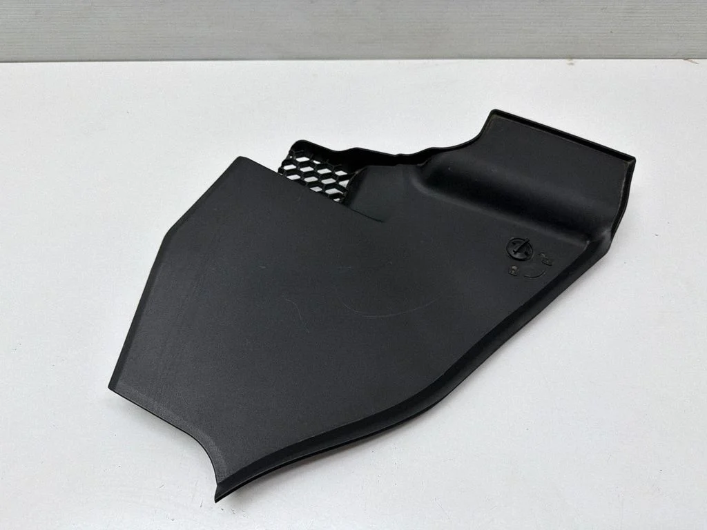 Wiper trim 7399017