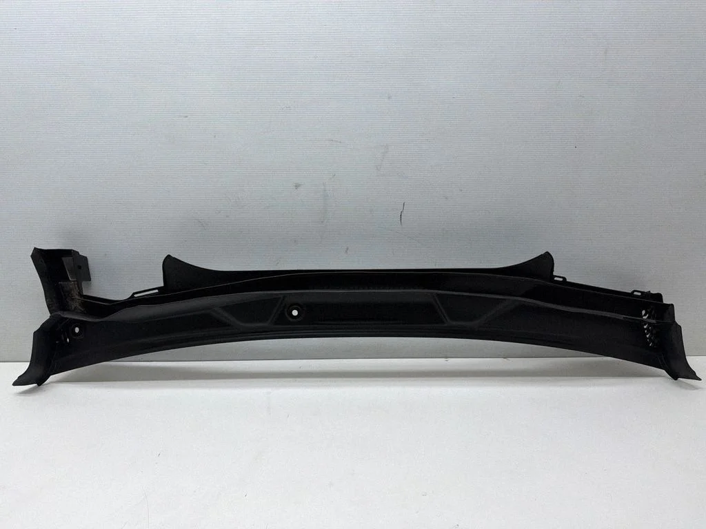 Wiper trim 7399015