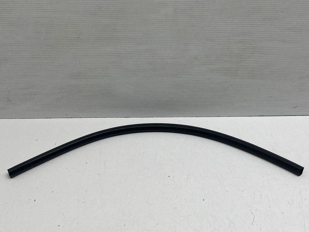 Engine compartment rubber 5NA823707