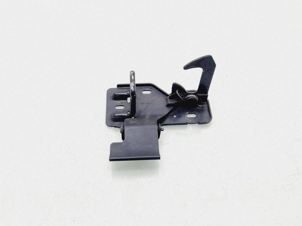 Engine bonnet/hood lock/latch loop/hook 12397