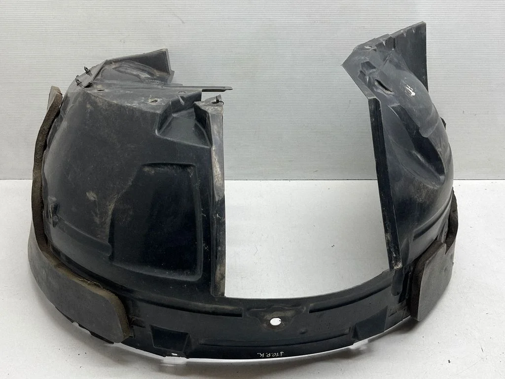 Nadkole przednie 63841BR20A