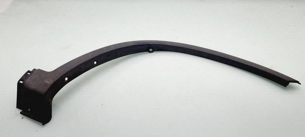 Front arch trim 877142P000