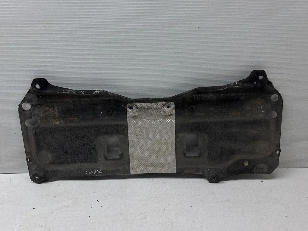 Center/middle under tray cover – Porsche Cayenne (9Y0 9Y3) (2018-)