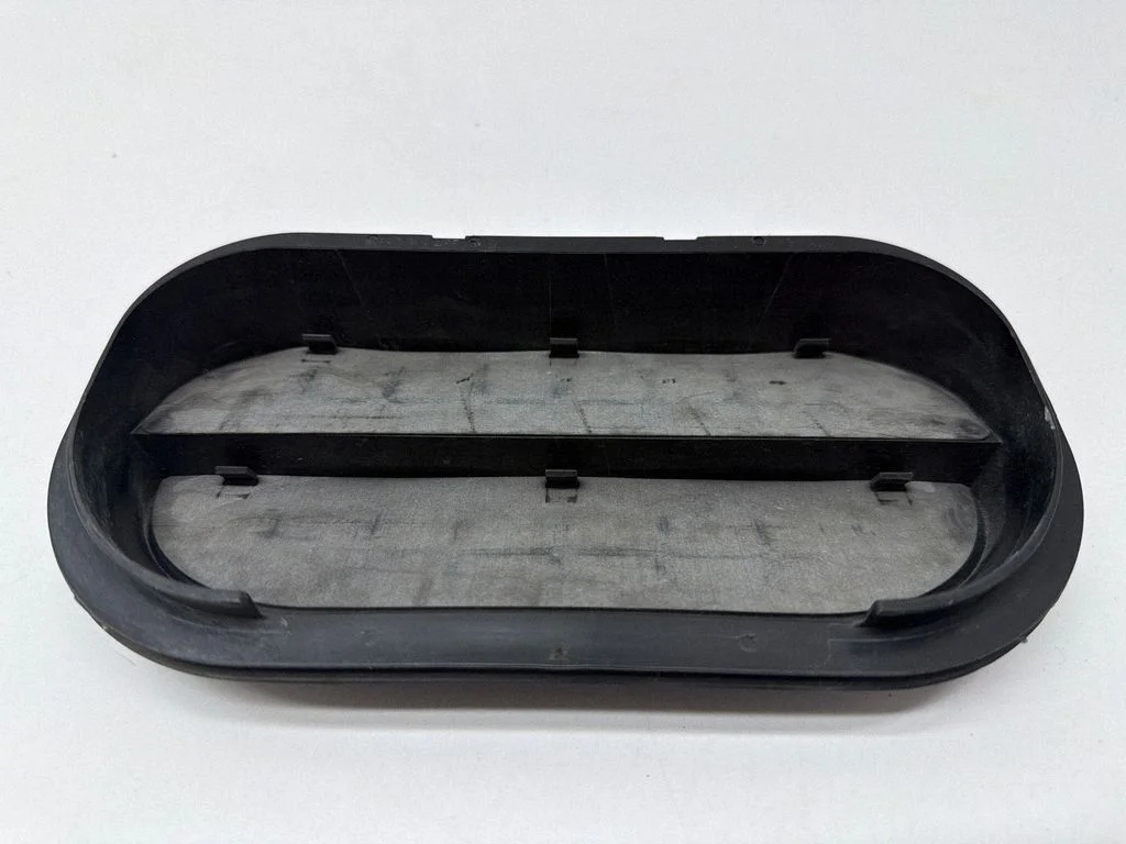 Ventilatsioonirest 6R0819465