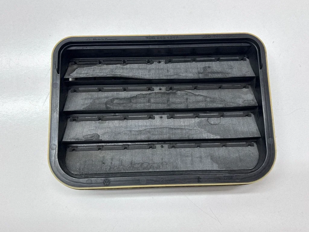 Quarter panel pressure vent – Porsche Panamera (970) (2009-2017)