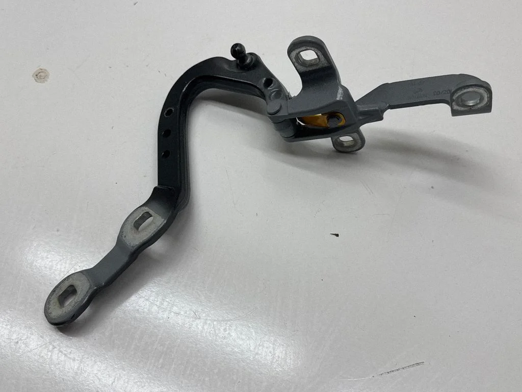 Tailgate/trunk/boot hinge 7397315
