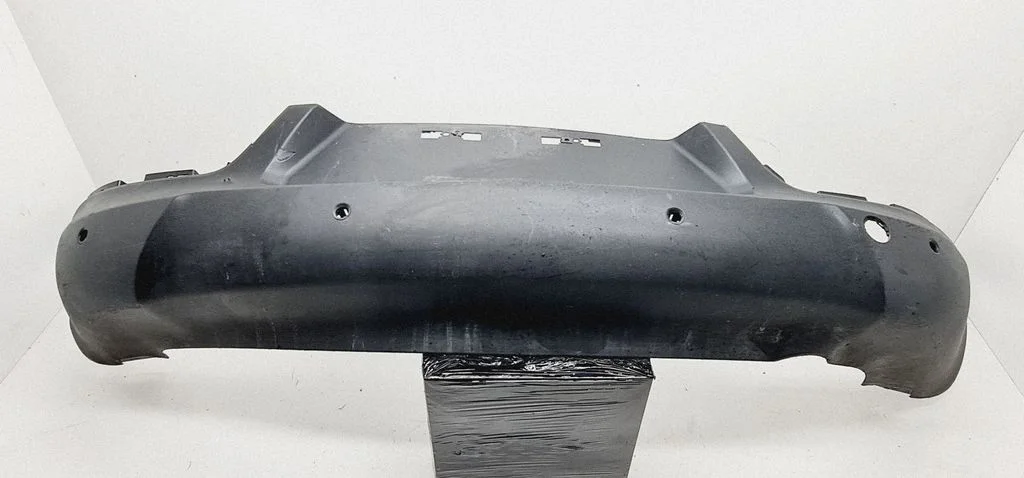 Rear bumper lower part trim 866113W000