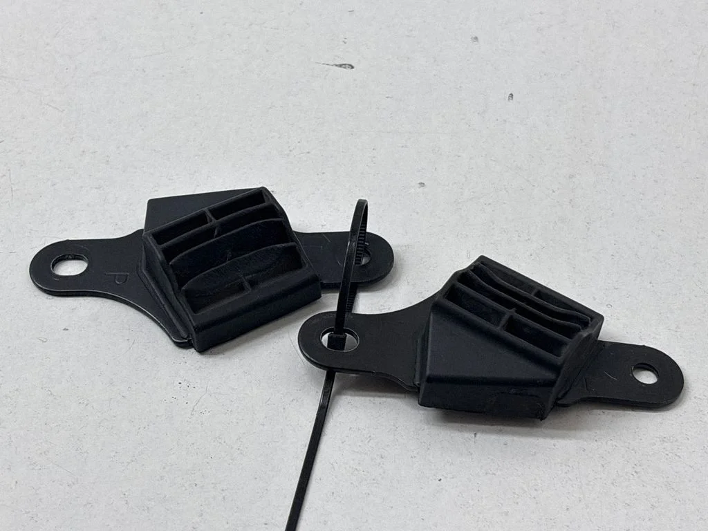 Tailgate/trunk/boot lid buffer 672930E020 – Toyota Highlander XU50 (2013-2019)