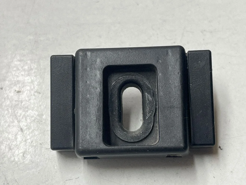 Tailgate/trunk/boot lid buffer 5E0827567