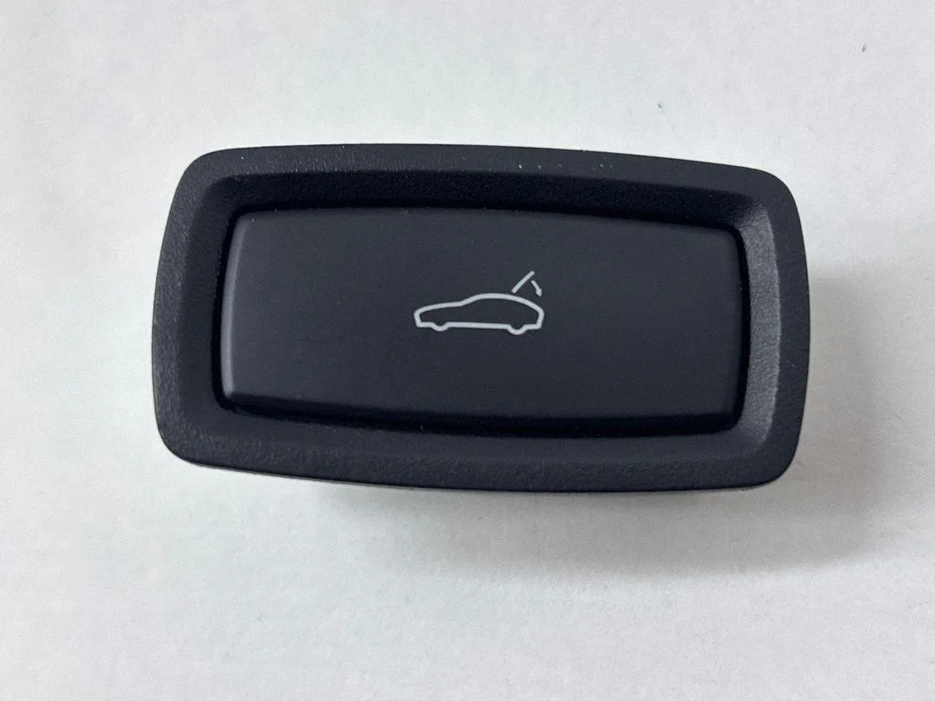 Tailgate/trunk/boot open switch – Porsche Cayenne (9Y0 9Y3) (2018-)