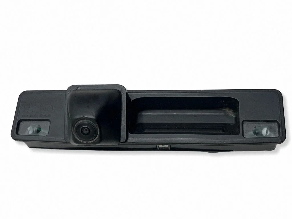Atpakaļgaitas kamera 19B514