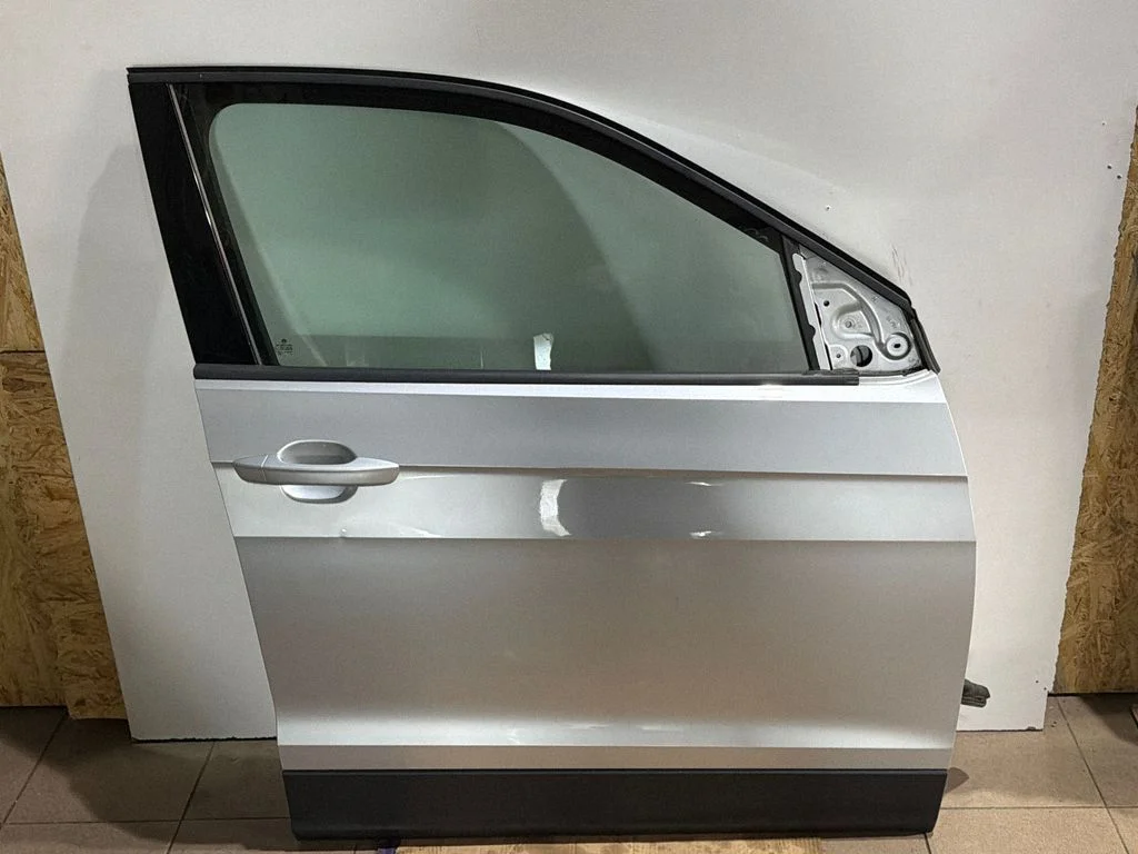 Esiuks 2GM831312E