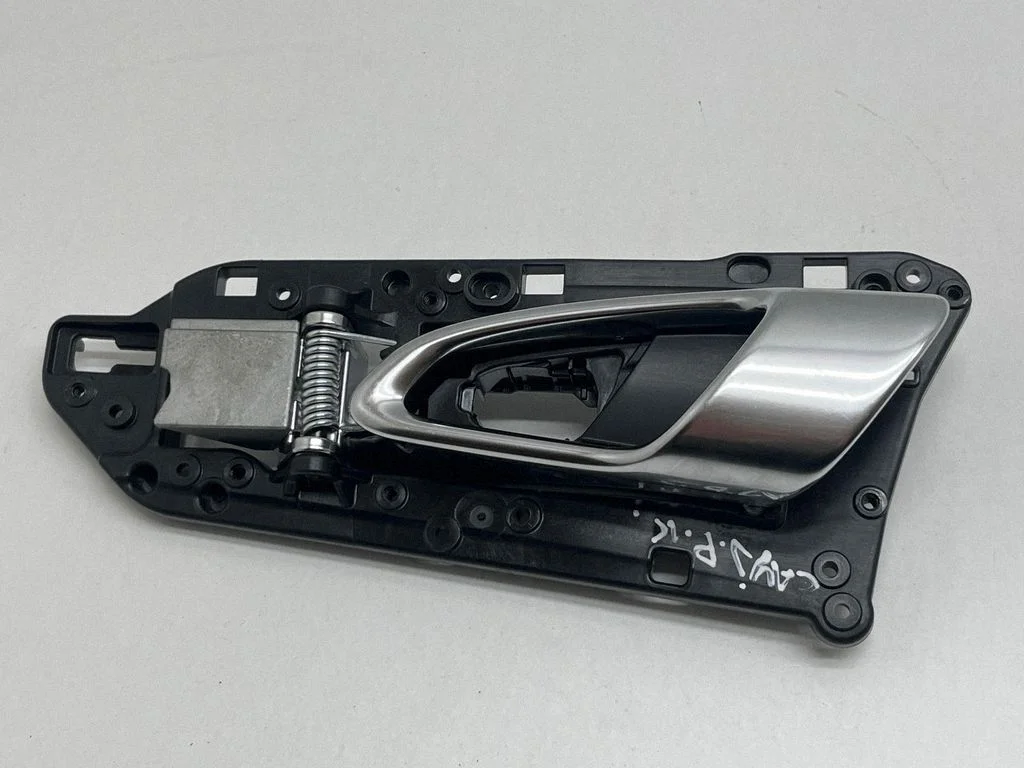 Front door interior handle 7P5837019C