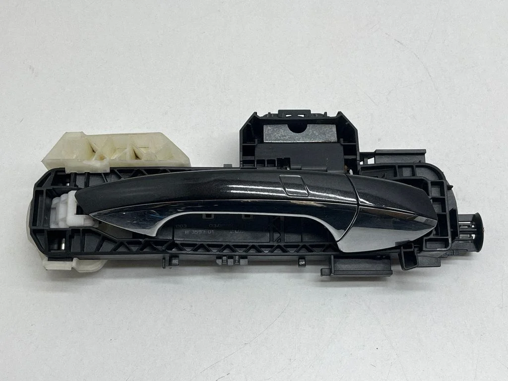 Front door exterior handle A204760