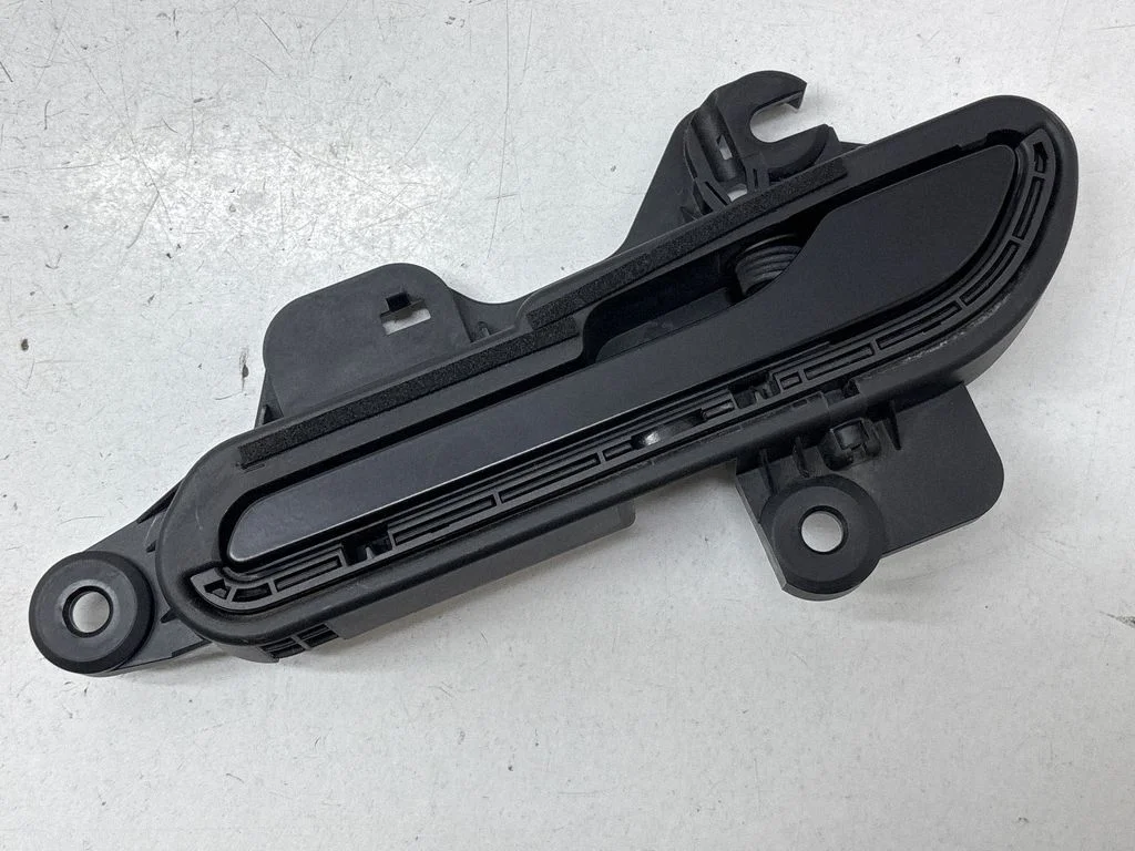 Front door exterior handle 152811400D