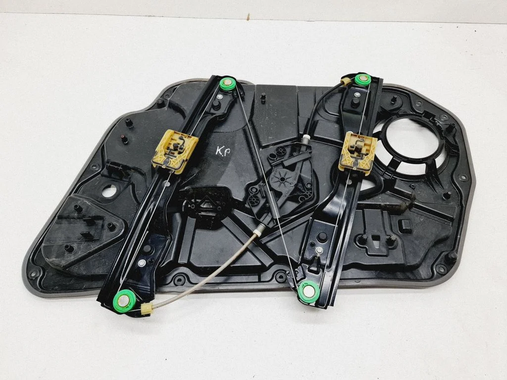 Front window lifting mechanism without motor – front left