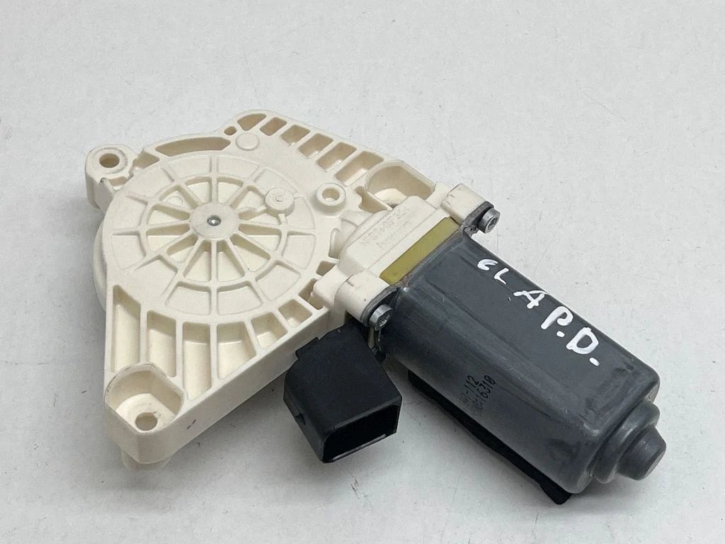 Front door window regulator motor A55382110