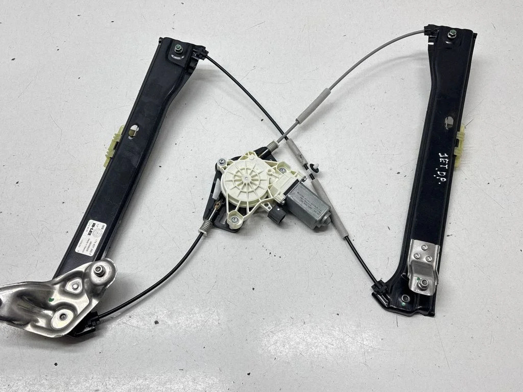 Front door window regulator with motor 17A837462F