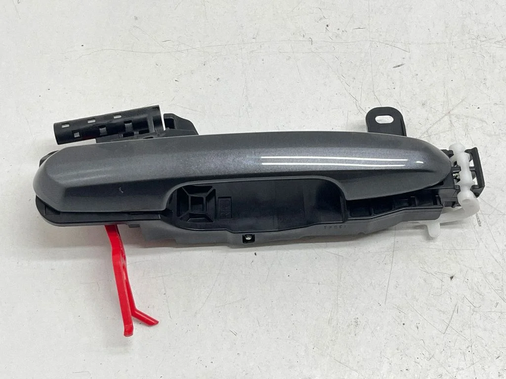Rear door exterior handle – rear right