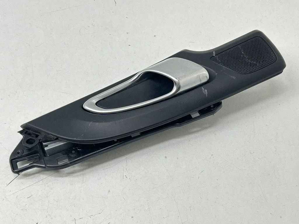 Rear door interior handle 7P5837020F