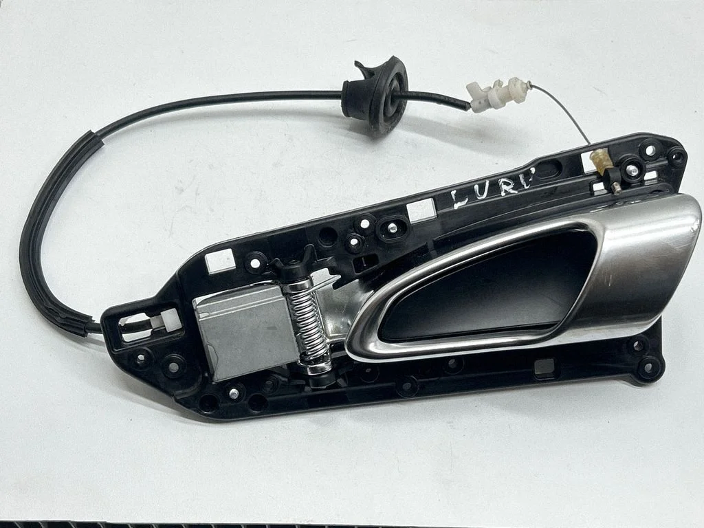 Rear door interior handle 7P5837019D