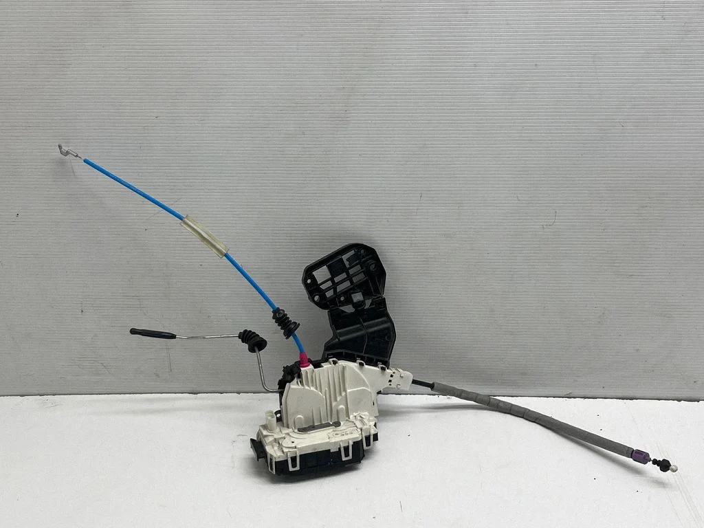 Rear door lock A1177320208