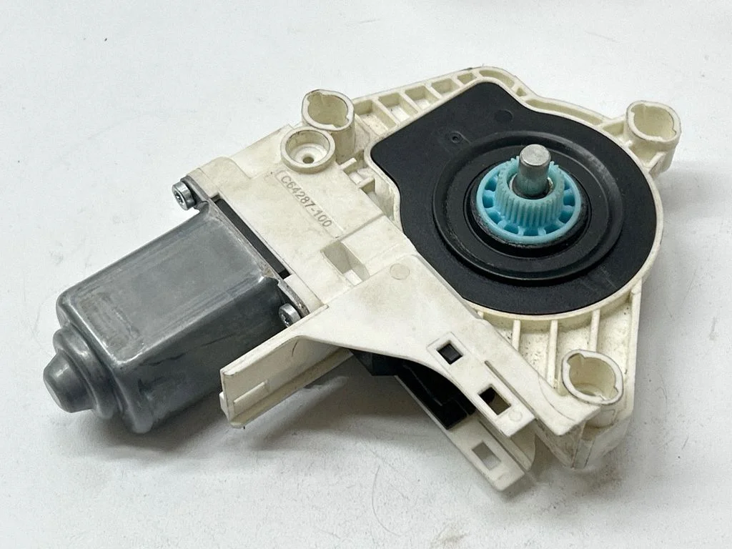 Rear door window regulator motor 8K0959812A