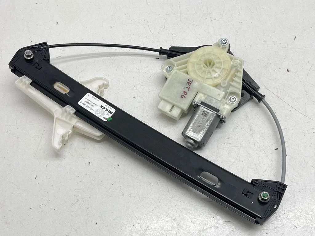 Rear door window regulator with motor 17A839462D