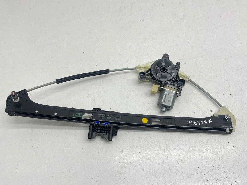 Rear door window regulator with motor 95B839462