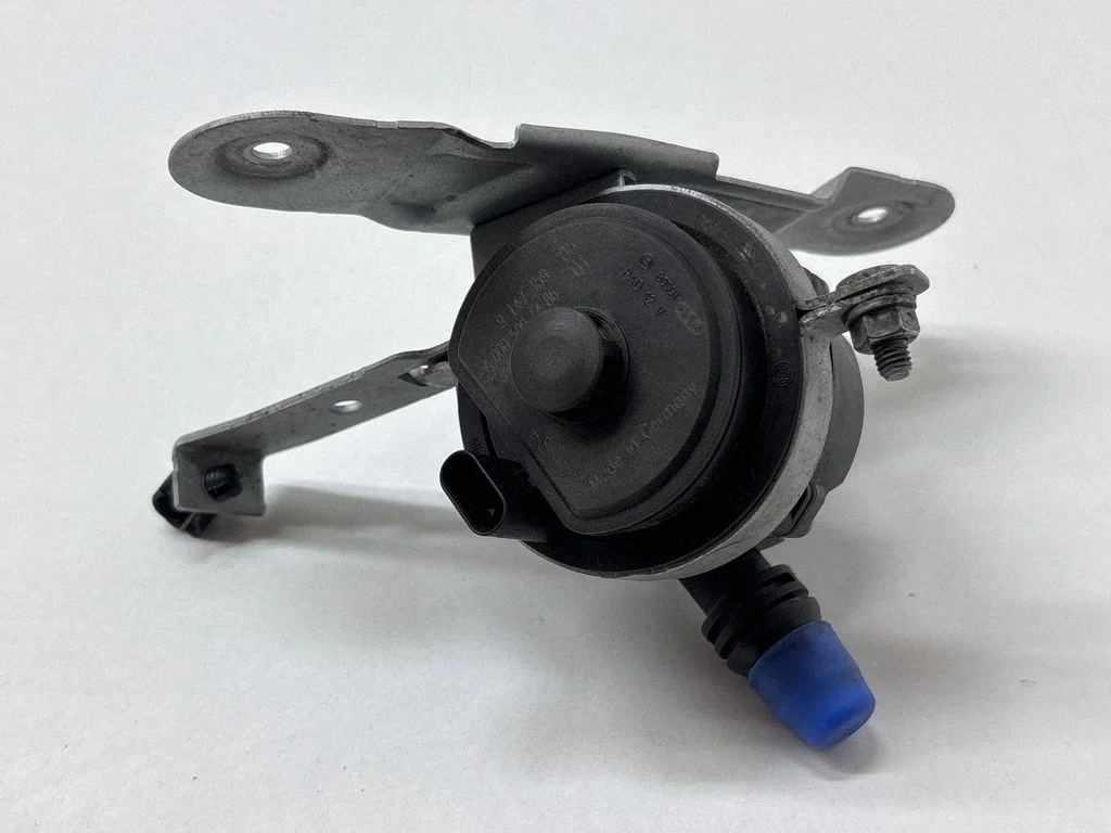 Electric auxiliary coolant/water pump 9147359