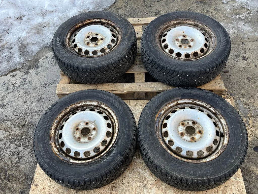 R15 steel rim