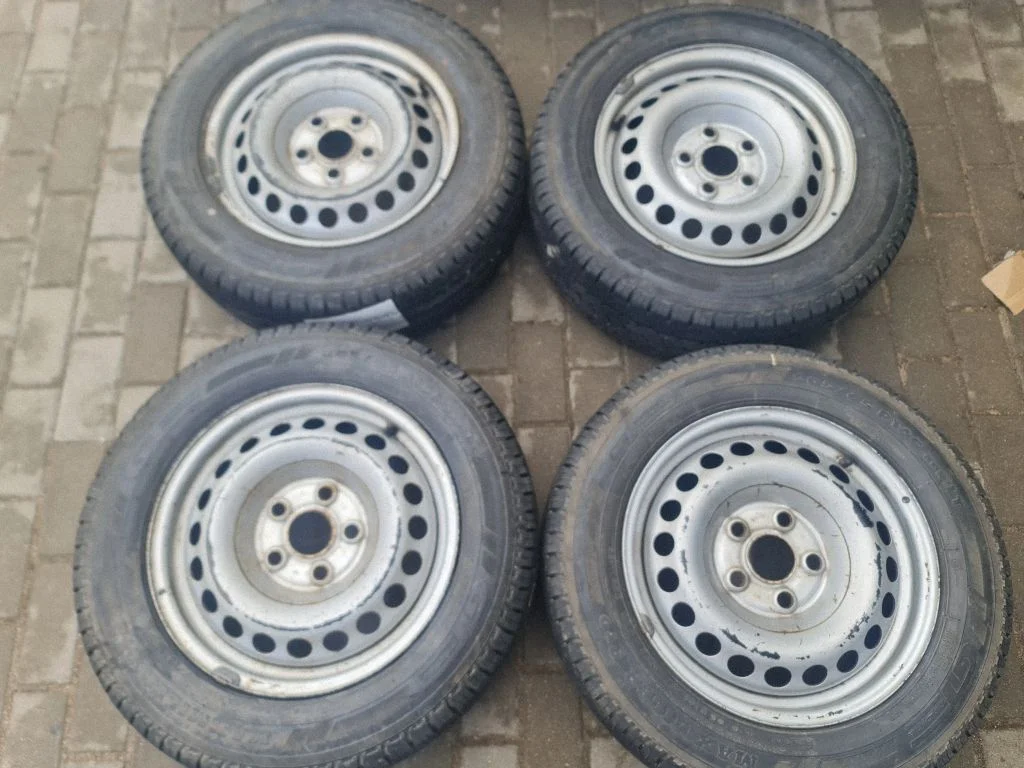 R16 terasvelg (-veljed) 7H0601027D