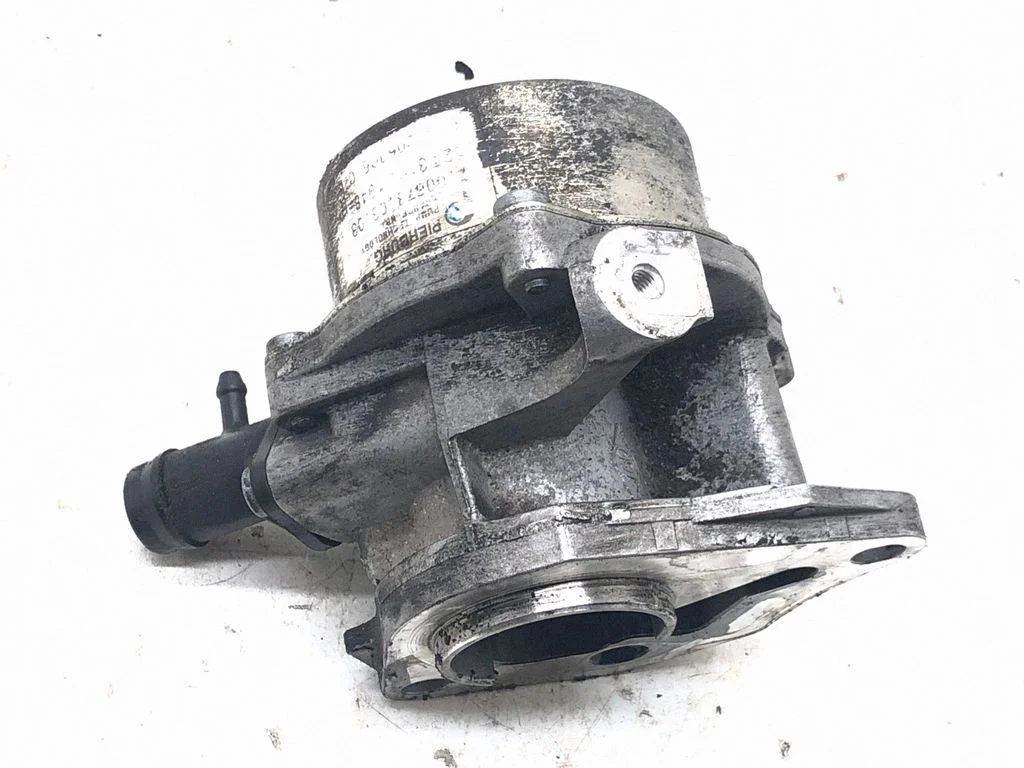 Vacuum pump 8201005306C
