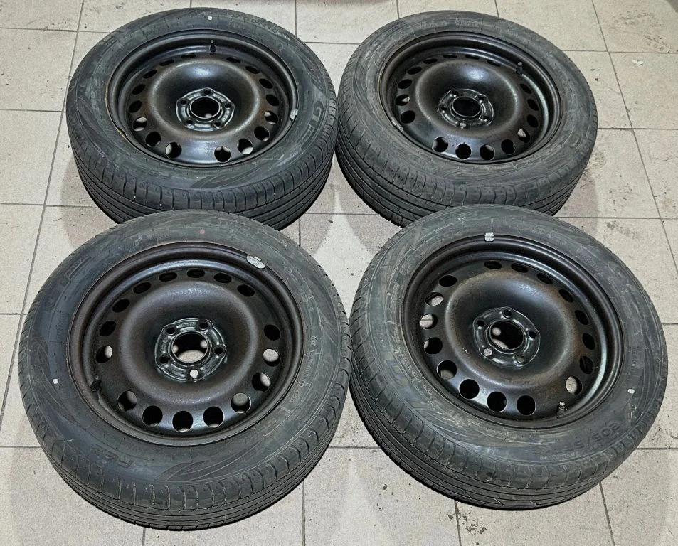 R16 tērauda štancētais disks (-i) 2160128