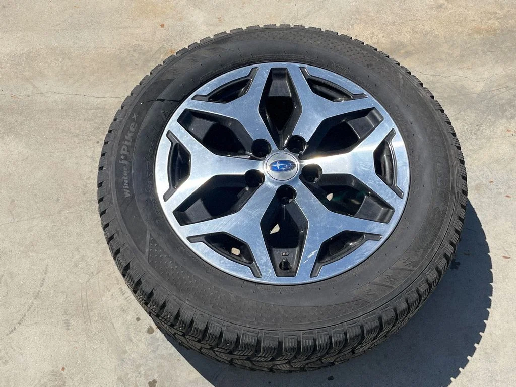 R17 alloy rim 28111SJ020