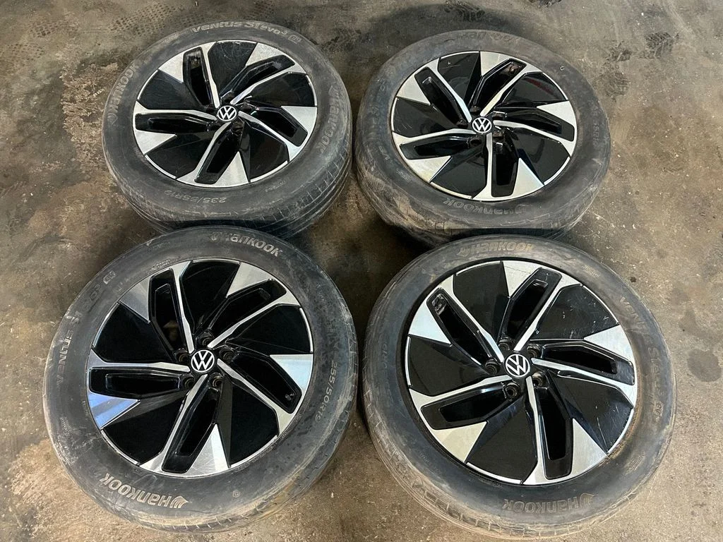 R19 alloy rim 11A601025