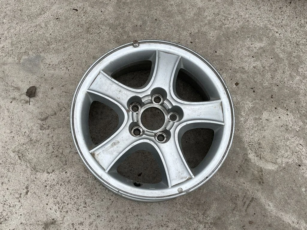 R16 alloy rim 5291026300