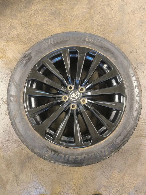 R20 alloy rim