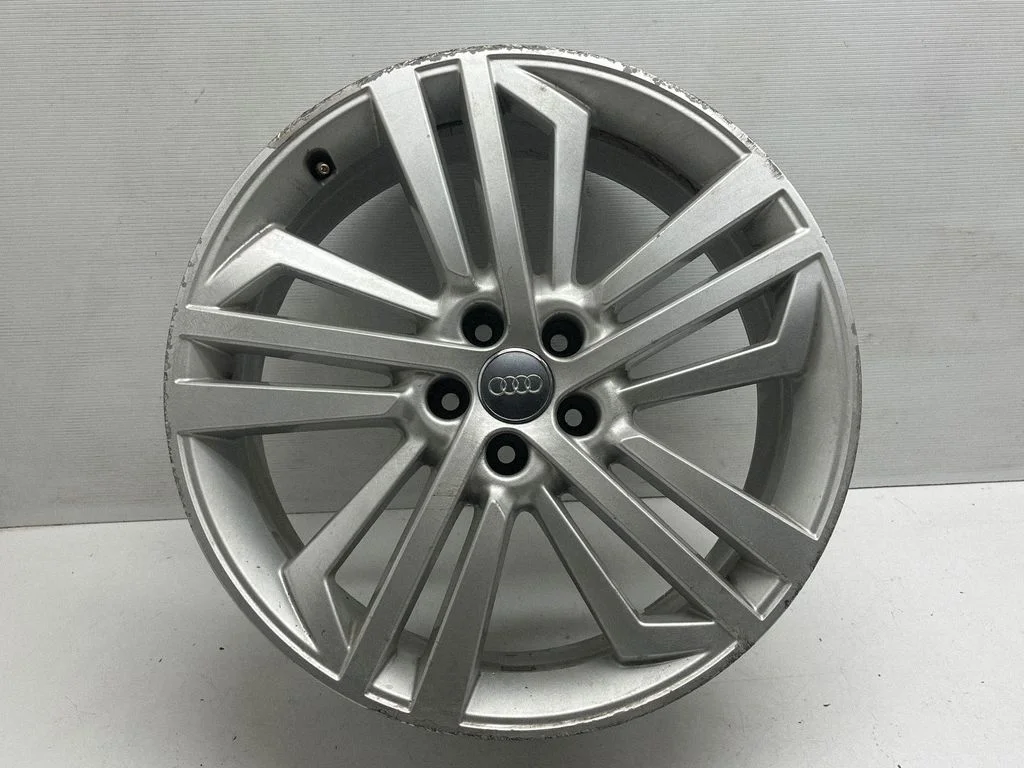 R20 alloy rim 80A601025AE