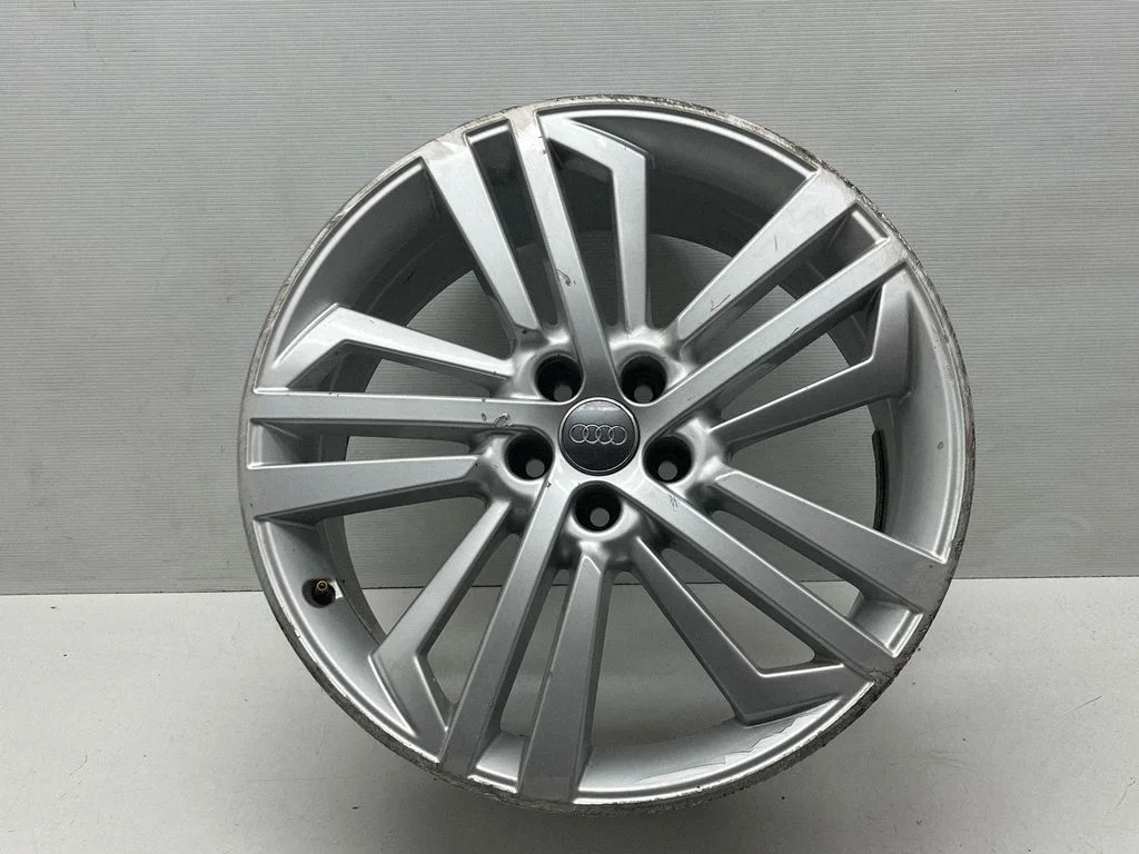 R20 alloy rim 80A601025AE