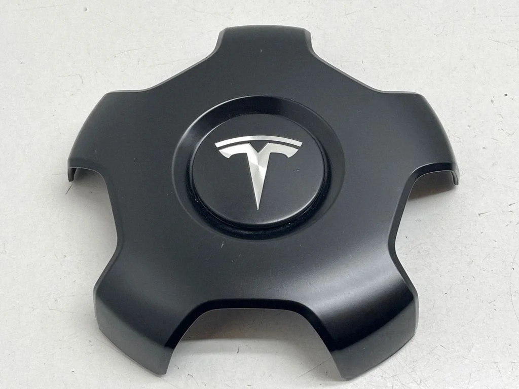 Original wheel cap 1529680A