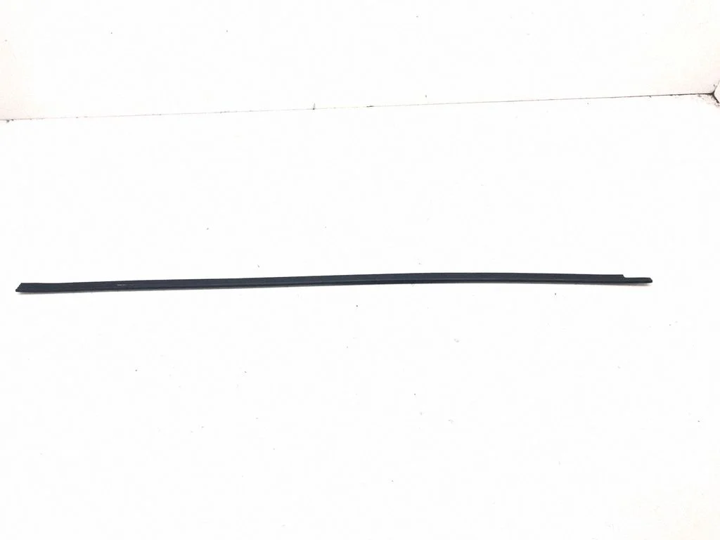 Front door rubber seal 8T0854544E