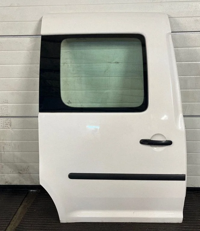 Side sliding door DOT682M3232AS2
